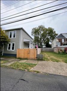 284 S Davis Ave