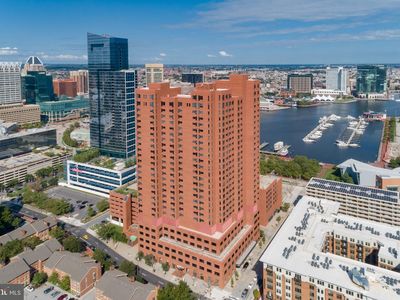 10 E Lee St Unit 1809