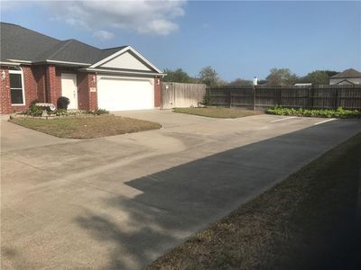 5026 Yorktown Blvd