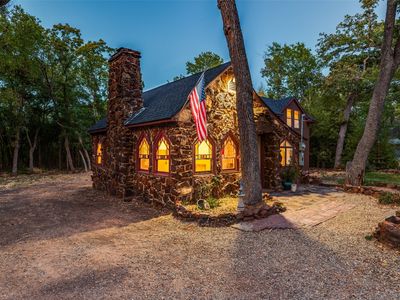 Property at 201 E 9th St, Shady Shores, TX