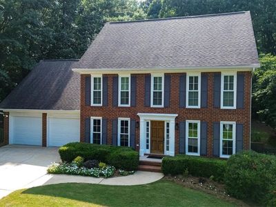 121 Ashbrook Drive