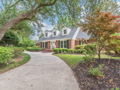 235 Ray Ln SE