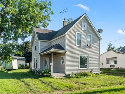 107 Riverside St