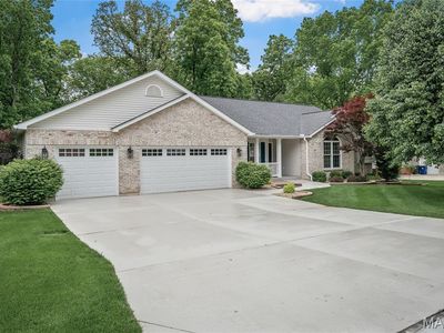 1963 Woodland Ct