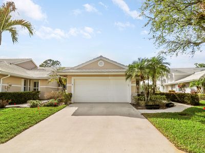 2426 SW FOXPOINT Trail