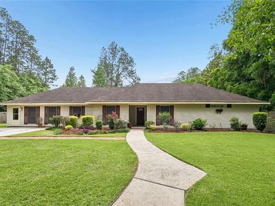 232 Chateau Dr
