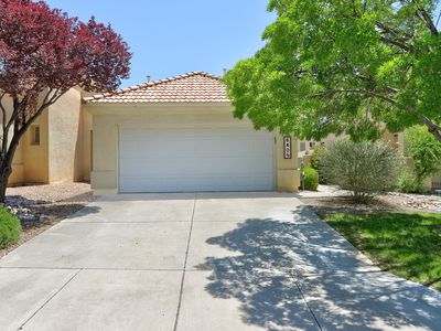 640 Renaissance Loop SE