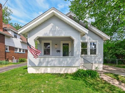 92 Sheehan Ave