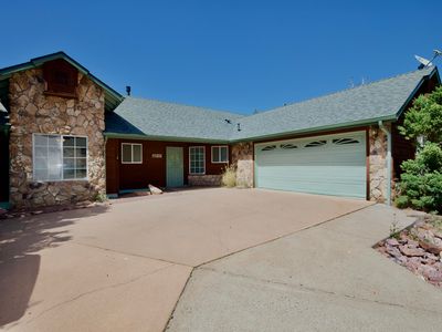810 W Sherwood Dr