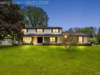 8785 Annsbury Dr