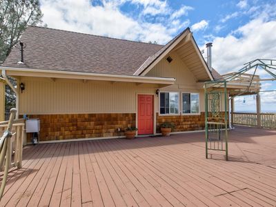 Property at 5874 Arbolada Dr, La Grange, CA