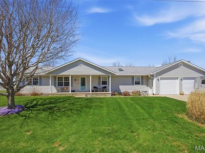 38 Harbor Dr