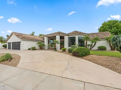 10205 E Corrine Drive