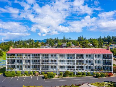 1800 Skyline Way #206