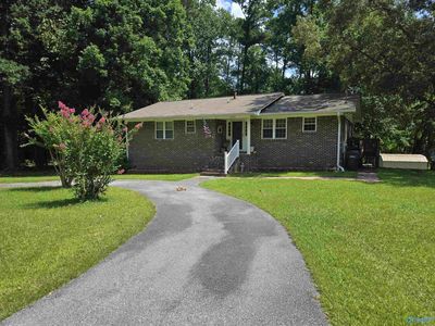 3878 Lake Hill Dr