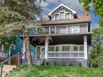 1946 Hewitt Ave