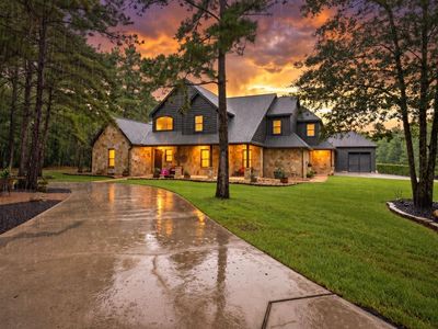 1175 Hunters Creek Way