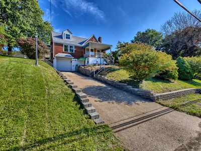 223 Duncan Station Rd