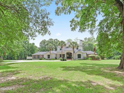 505 Comanche Dr