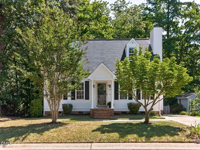 4212 Bluffs Ln