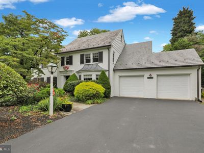 1323 Quarry Ln