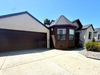 2198 Persimmon Ct
