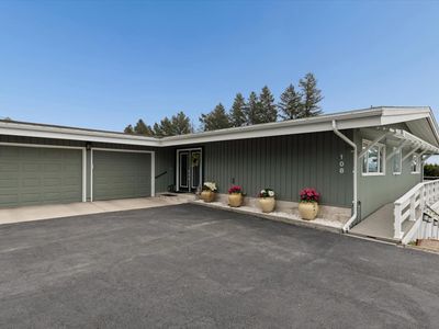 108 Charlotte Ave