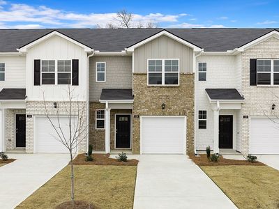 210 Kenmore Cir