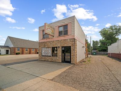 Property at 1040 N Wayne Rd, Westland, MI