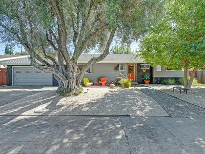 6571 Lake Park Dr