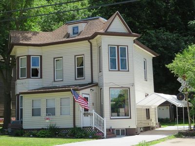 376 Lincoln Ave