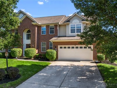 Property at 90 Triple Crown Cir, Springboro, OH