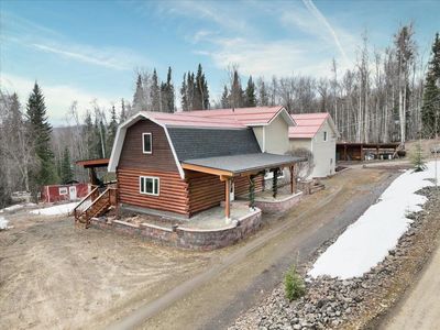 851 Haida Ln