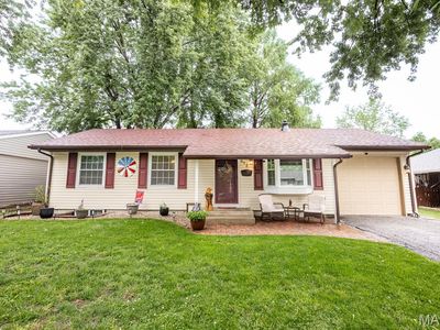 612 W Nixon Dr