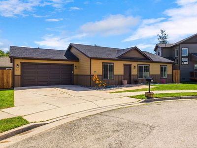 319 Creekview Ct