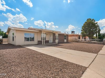 8716 Aparicio Dr