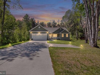 1906 Lakeview Pkwy