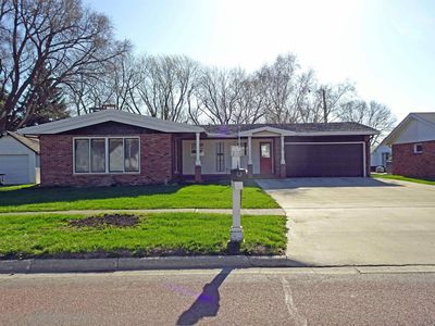 123 Normal College Ave