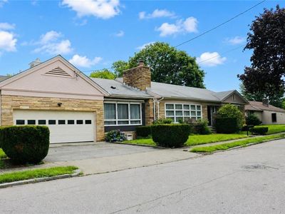 123 Berlin St