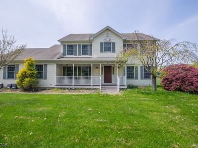 61 Rock Rd