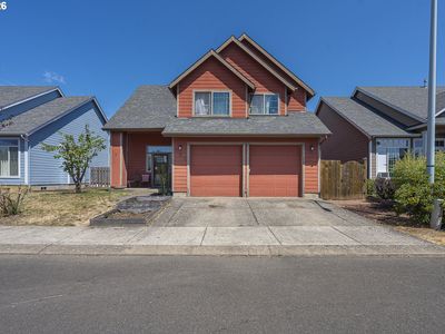 223 NW Sagan Loop