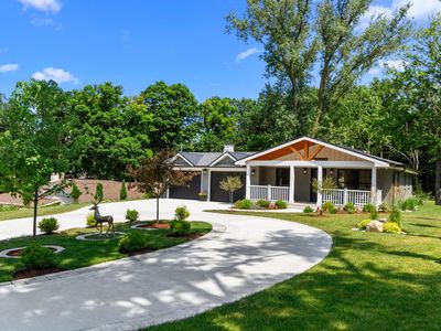 W4472 South Lakeshore DRIVE