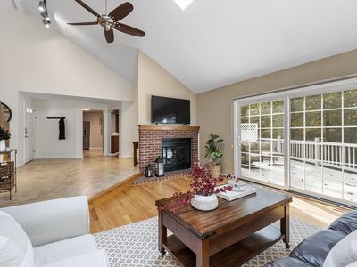 18-18B Pilgrim Dr #24