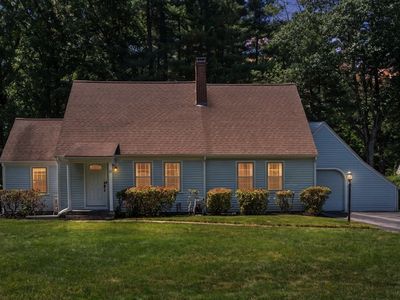 51 Laurelwood Rd
