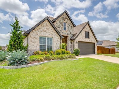 4721 Sassafras Dr