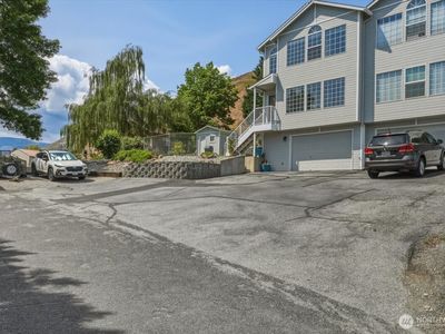 2432 Jeffrey Court