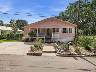 141 Caldwell Ave