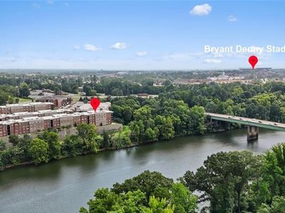 680 6th Ave NE APT 5404