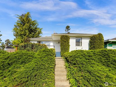 2840 Cornwall Avenue