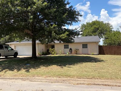 Property at 1309 Tamarisk Dr, Mexia, TX